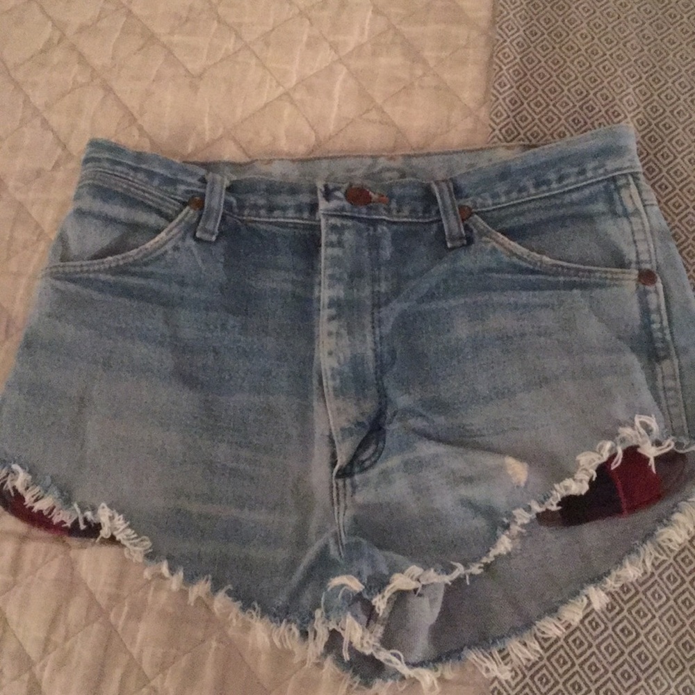Simple high waisted jean shorts